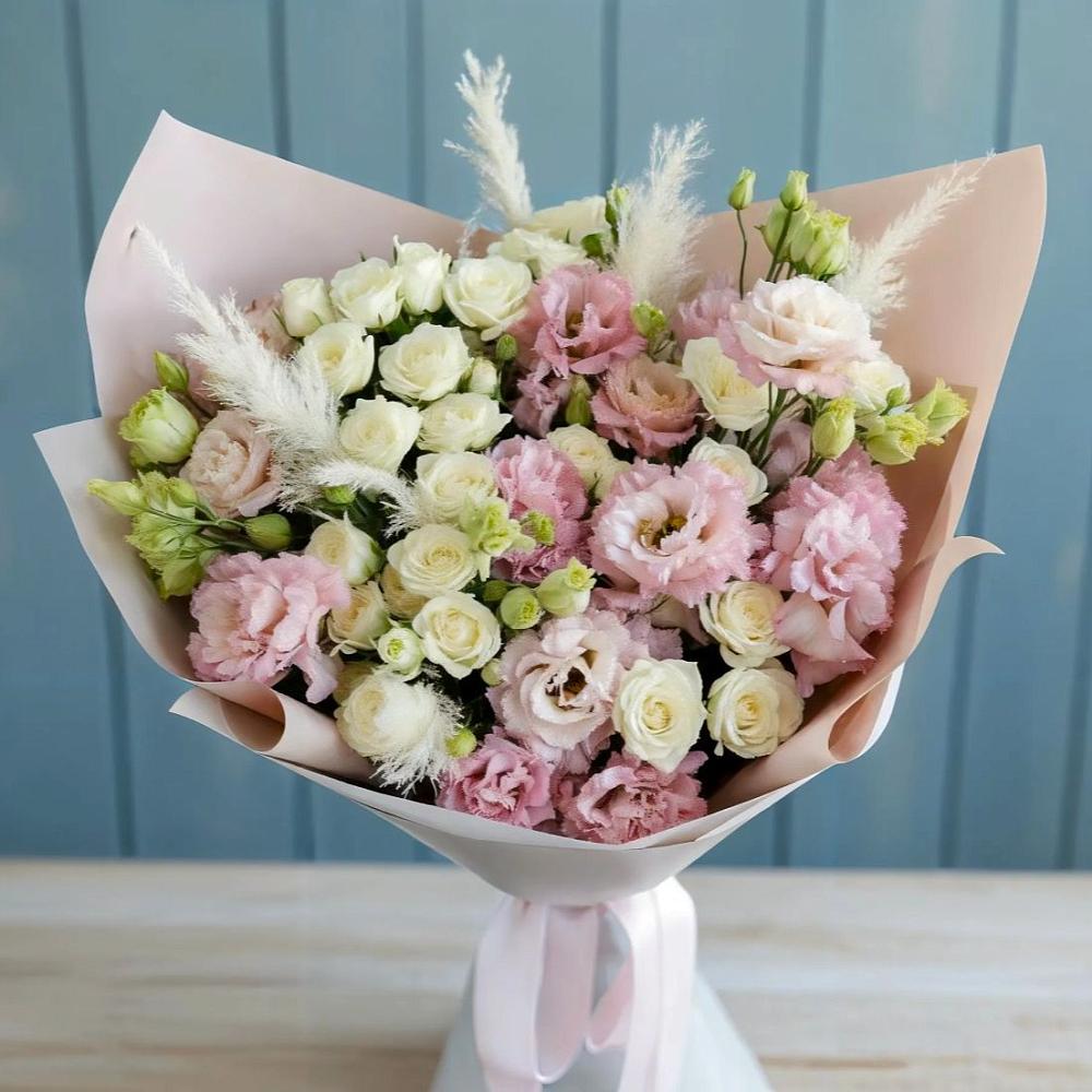 Букет цветов из: Альстромерии и Розы в Пирочи