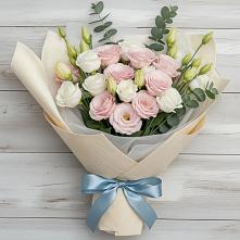 Букет цветов из:  Лизиантусы в Пирочи