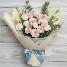 Букет цветов из:  Лизиантусы в Пирочи