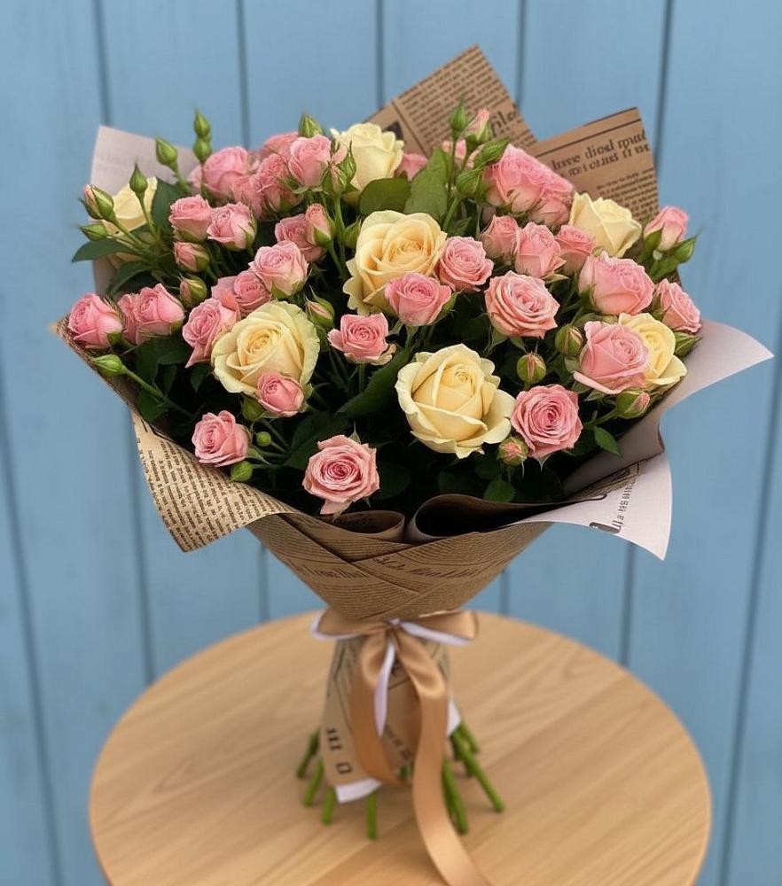 Букет цветов из: Розы в Пирочи