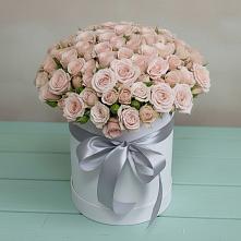 Цветочная композиция из Розы в шляпной коробке в Пирочи