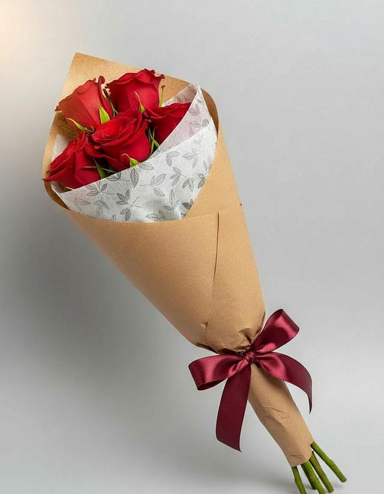 Букет цветов из: Розы в Пирочи