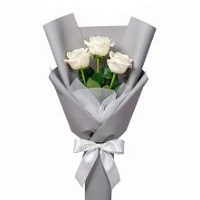 Букет 3 белые розы #REPLACE_PRED# Пирочи