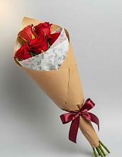 Букет цветов из:  Розы в Пирочи