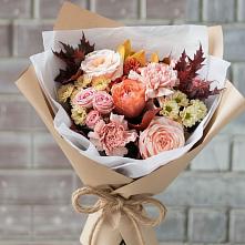 Букет цветов из:  Гвоздики, Хризантемы и Розы в Пирочи