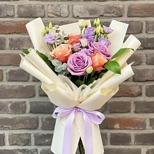 Букет цветов из:  Лизиантусы и Розы #REPLACE_PRED# Пирочи