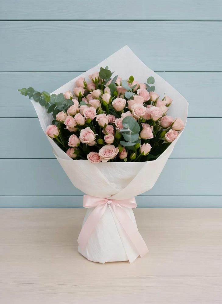 Букет цветов из: Розы в Пирочи