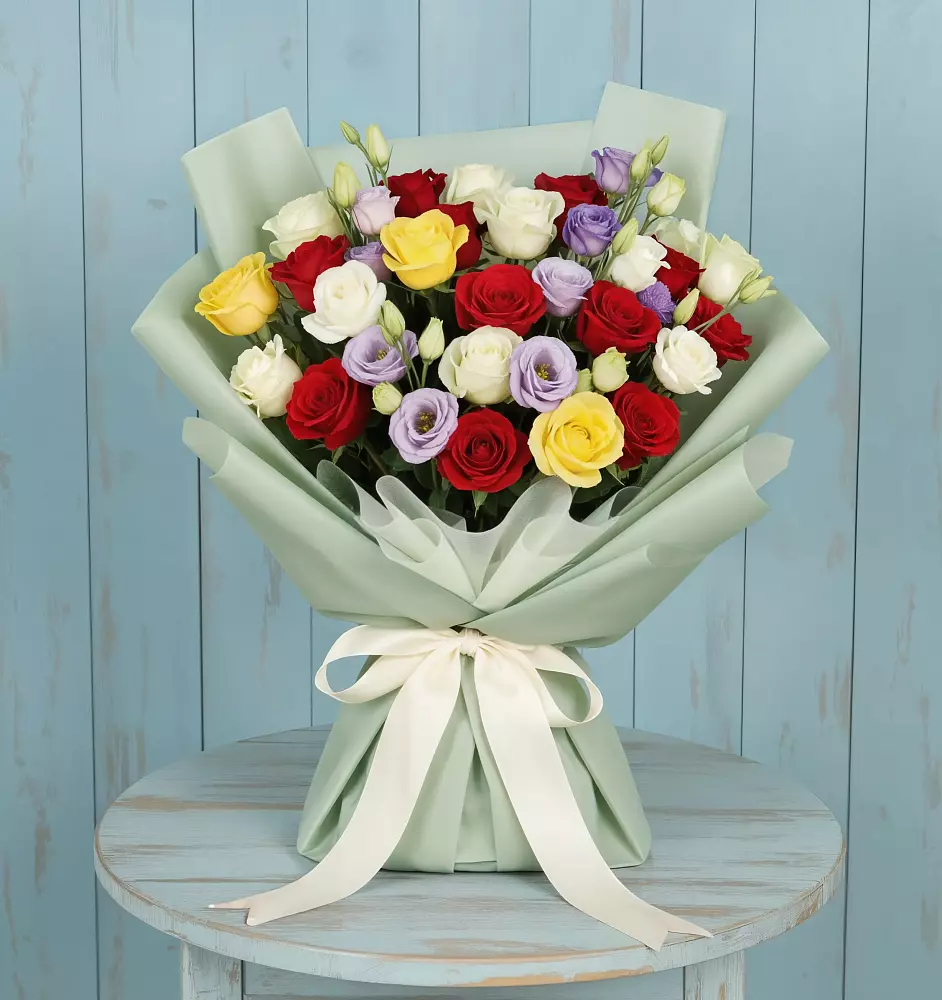 Букет цветов из: Розы в Пирочи