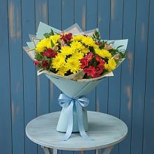 Букет цветов из:  Альстромерии и Хризантемы #REPLACE_PRED# Пирочи