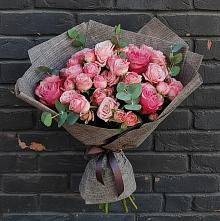 Букет цветов из:  Розы #REPLACE_PRED# Пирочи